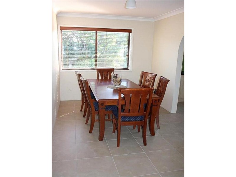 4/10 Lucinda Street, Taringa QLD 4068