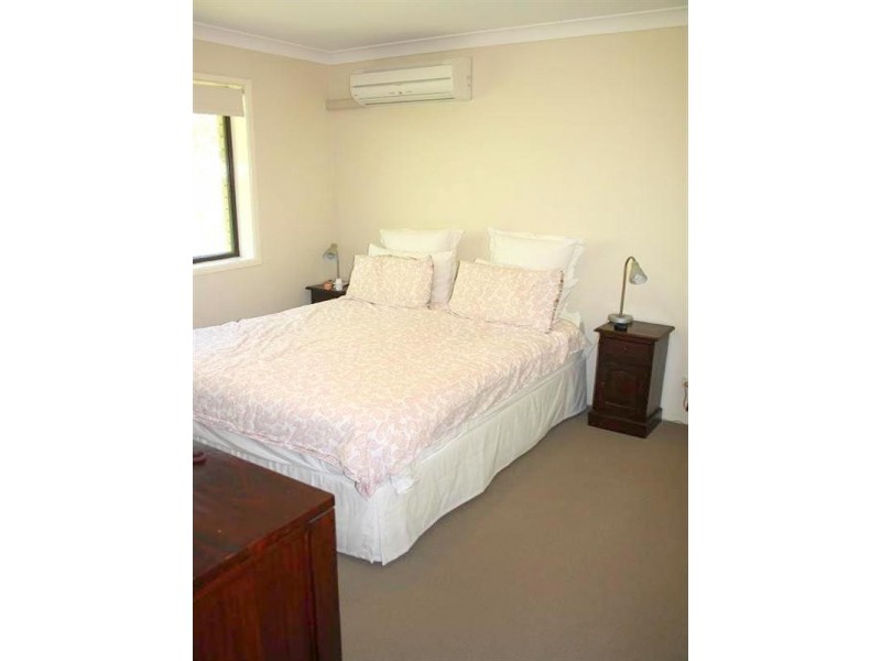 4/10 Lucinda Street, Taringa QLD 4068