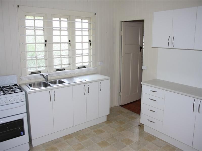 48 Rennie Street, Indooroopilly QLD 4068