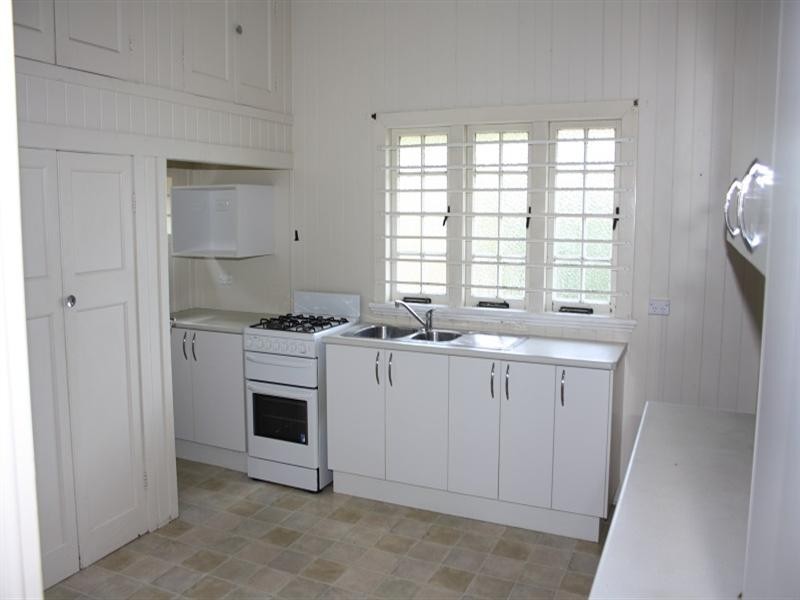 48 Rennie Street, Indooroopilly QLD 4068