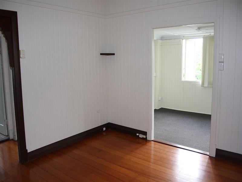 48 Rennie Street, Indooroopilly QLD 4068