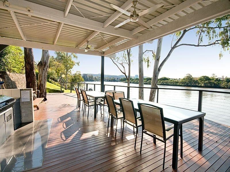 25/72-80 Macquarie Street, St Lucia QLD 4067