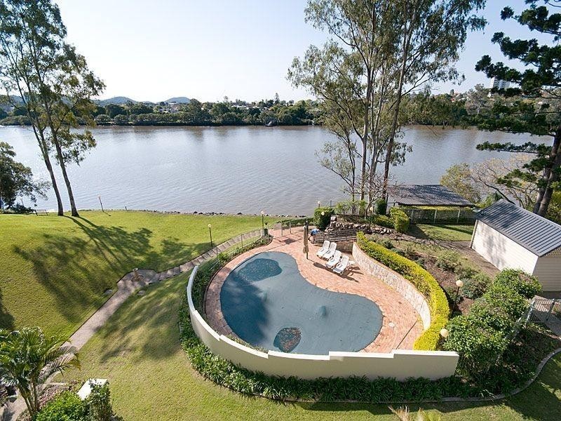 25/72-80 Macquarie Street, St Lucia QLD 4067