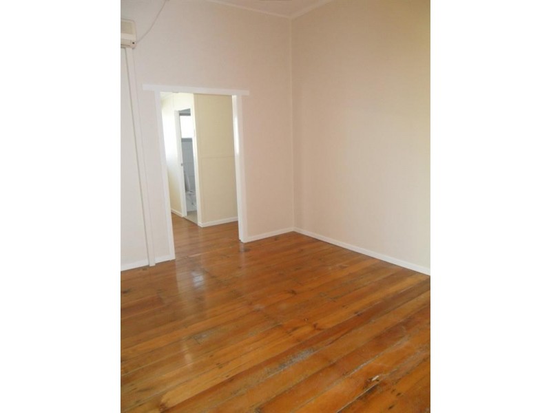 243 Sir Fred Schonell Drive, St Lucia QLD 4067