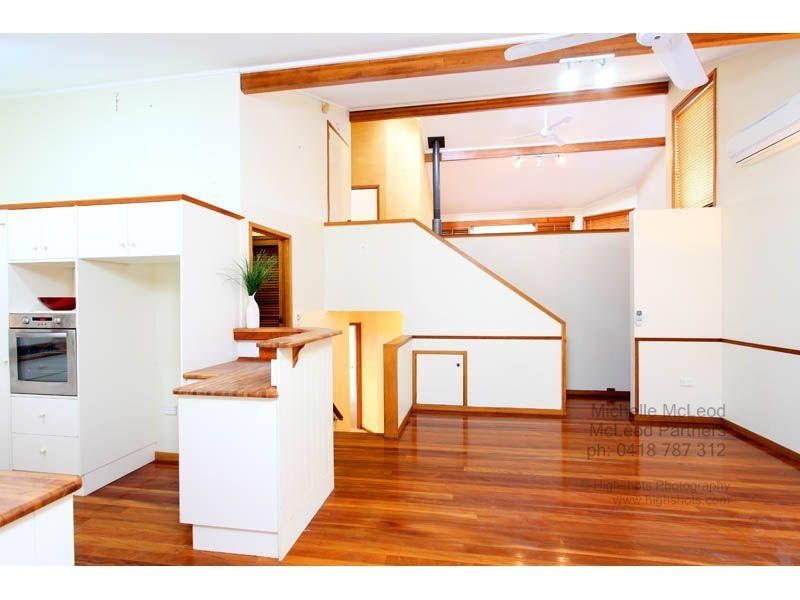 98 Creekside Street, Kenmore Hills QLD 4069