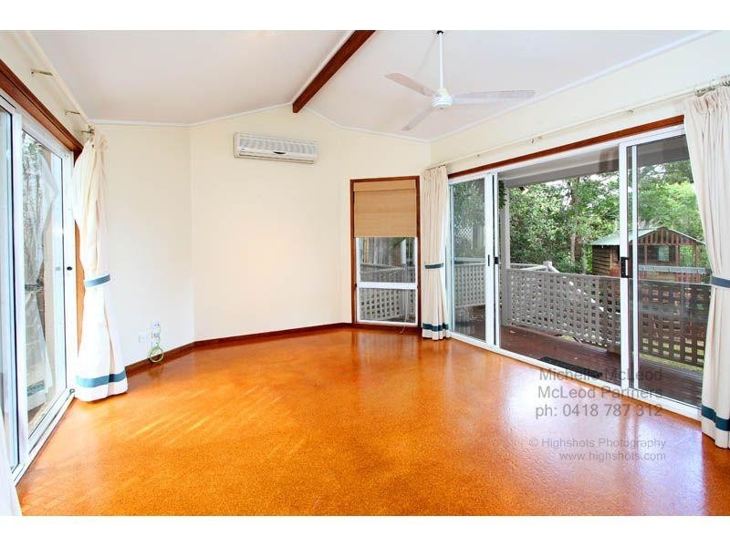 98 Creekside Street, Kenmore Hills QLD 4069