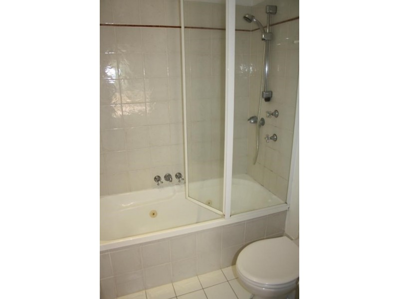 9/33 Park Avenue, Auchenflower QLD 4066