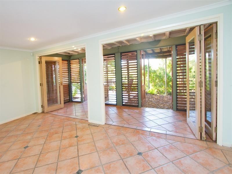 35 Birdwood Terrace, Auchenflower QLD 4066