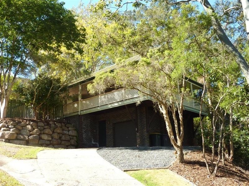 10 Vanimo Street, Chapel Hill QLD 4069