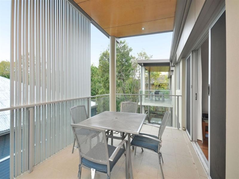 8/81 Maryvale Street, Toowong QLD 4066