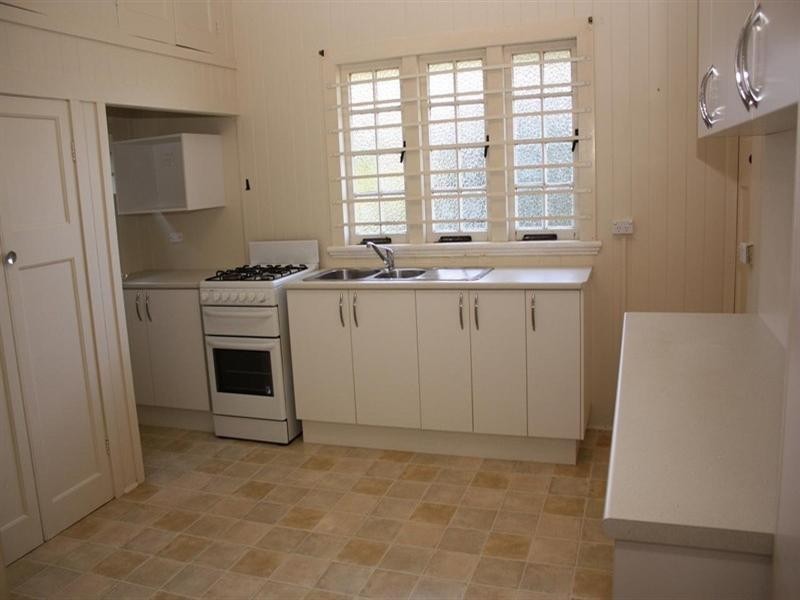 48 RENNIE Street, Indooroopilly QLD 4068