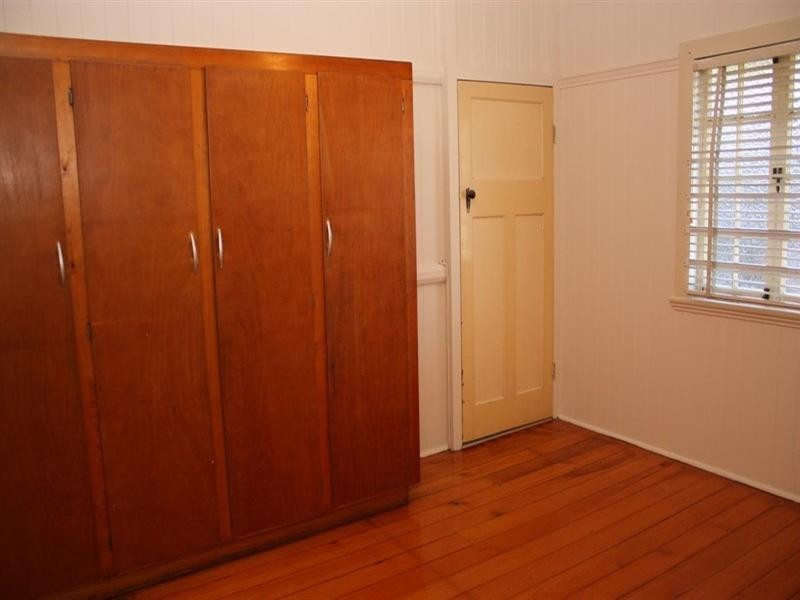 48 RENNIE Street, Indooroopilly QLD 4068