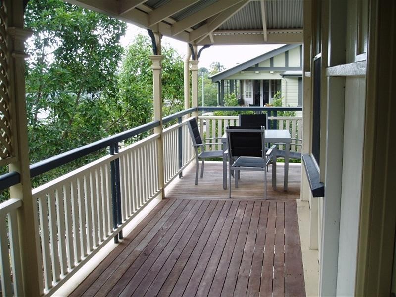 35 Cunningham Street, Taringa QLD 4068