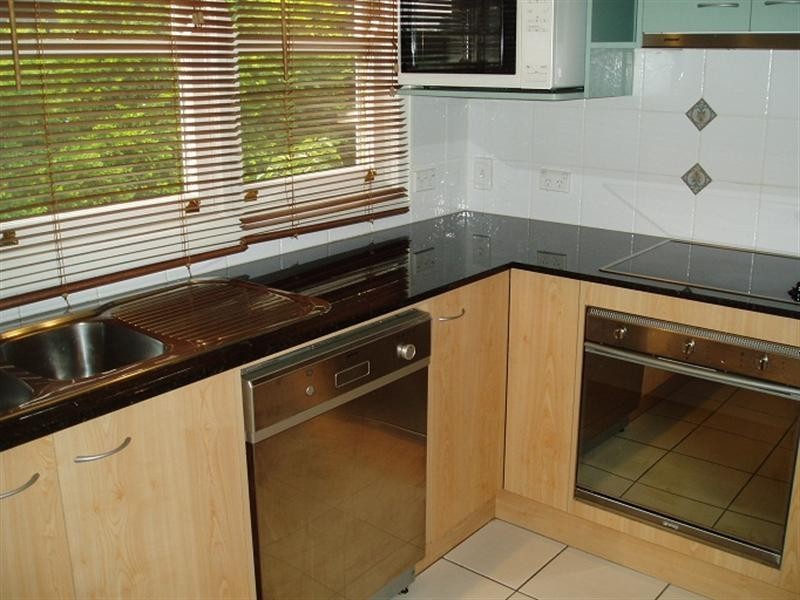 35 Cunningham Street, Taringa QLD 4068