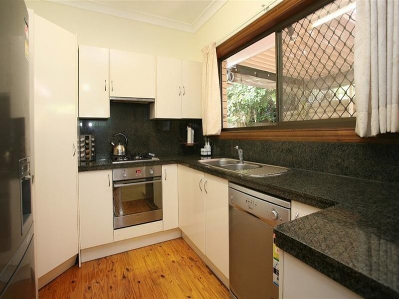 13 Orchard Street, Toowong QLD 4066