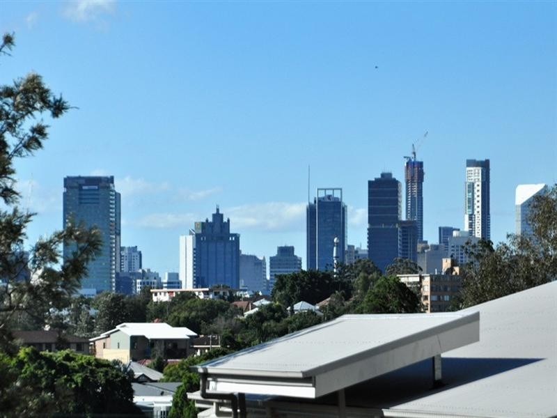 1/60 Bellevue Terrace, St Lucia QLD 4067