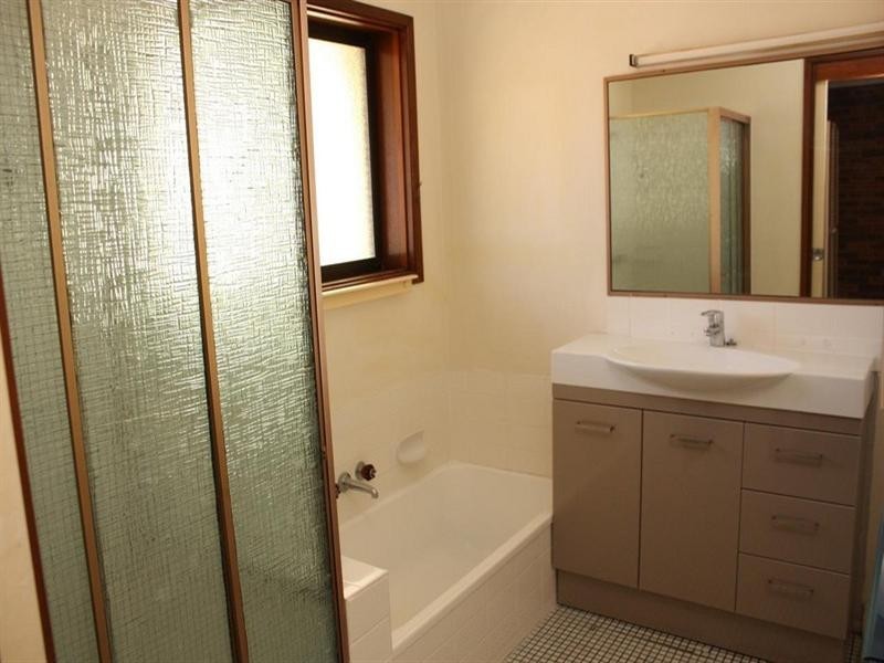 3/123 Macquarie Street, St Lucia QLD 4067