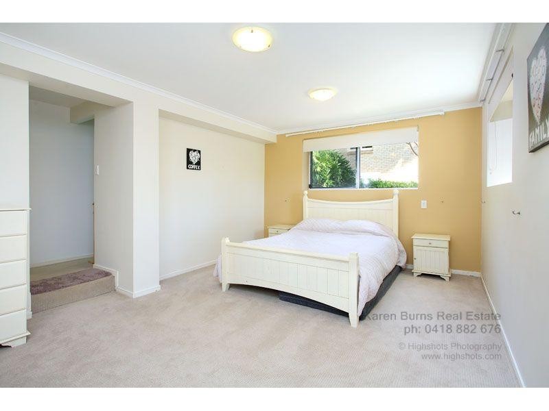 Chapel Hill QLD 4069