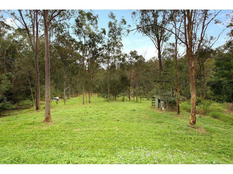 Pinjarra Hills QLD 4069