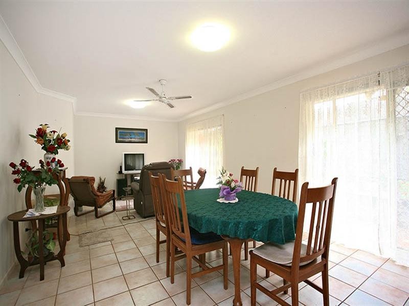 63 Walker Street, Corinda QLD 4075