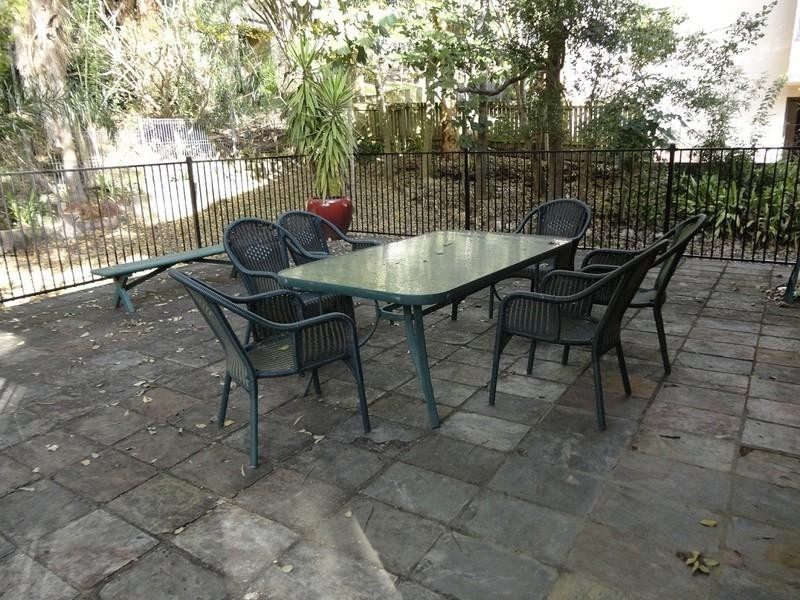 3/66 Mitre Street, St Lucia QLD 4067