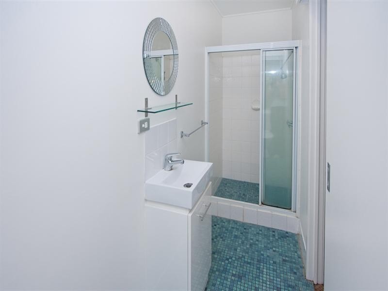 4 Andros Street, Chapel Hill QLD 4069