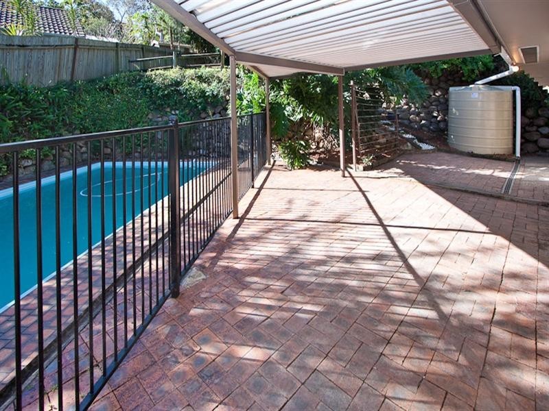 4 Andros Street, Chapel Hill QLD 4069