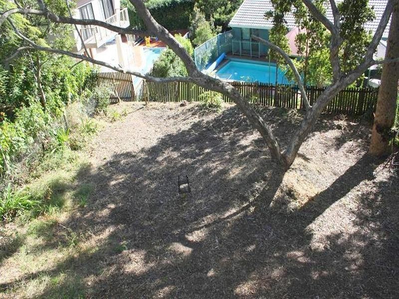 176 Hawken Drive, St Lucia QLD 4067