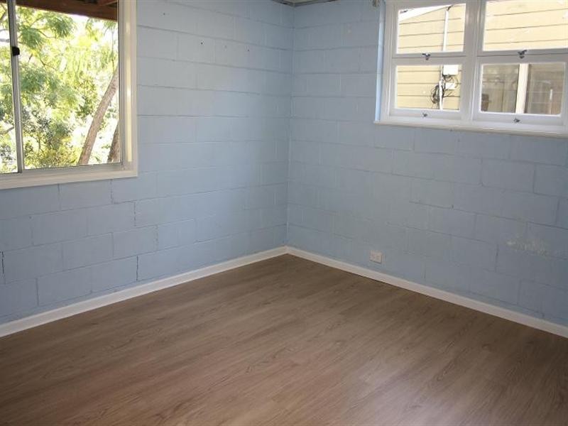 176 Hawken Drive, St Lucia QLD 4067