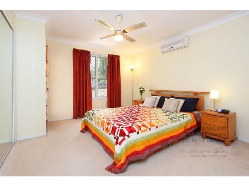 38 Henry Street, Chapel Hill QLD 4069