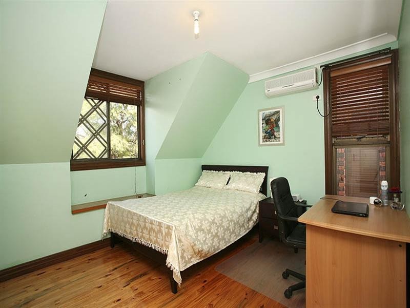 13 Orchard Street, Toowong QLD 4066