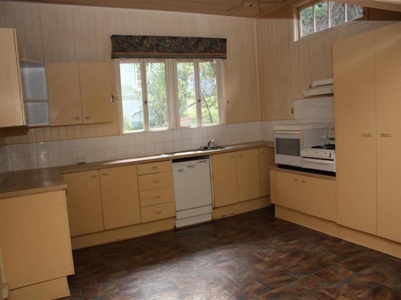 25 Elizabeth Street, Toowong QLD 4066