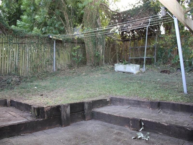 25 Elizabeth Street, Toowong QLD 4066