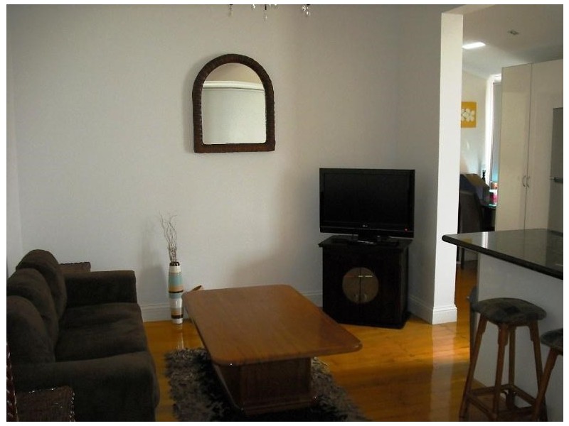 2/10 Jones Street, Auchenflower QLD 4066