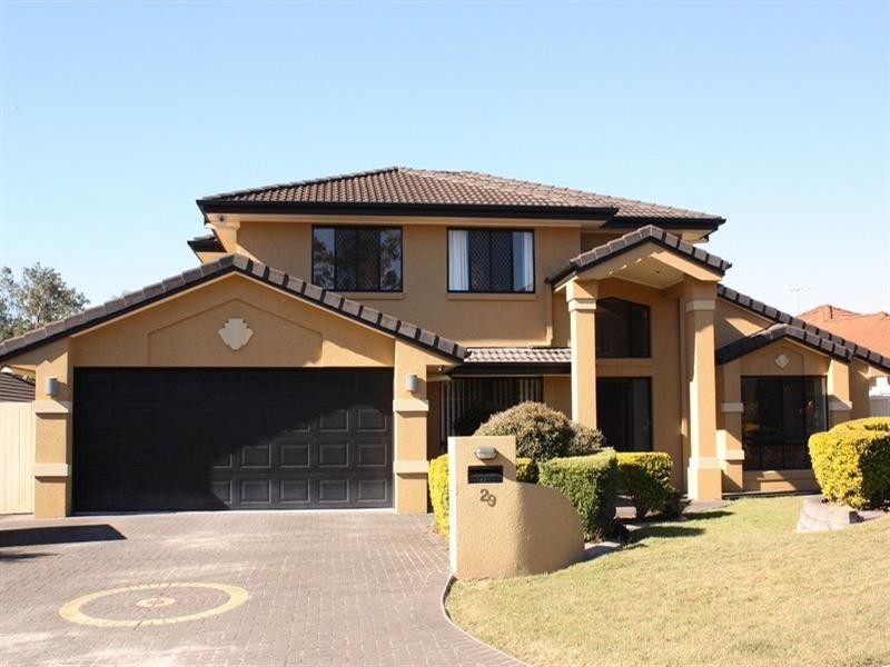 29 Kensington Circuit, Brookfield QLD 4069