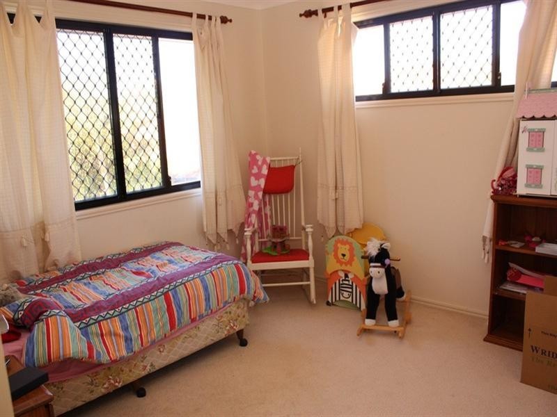 29 Kensington Circuit, Brookfield QLD 4069