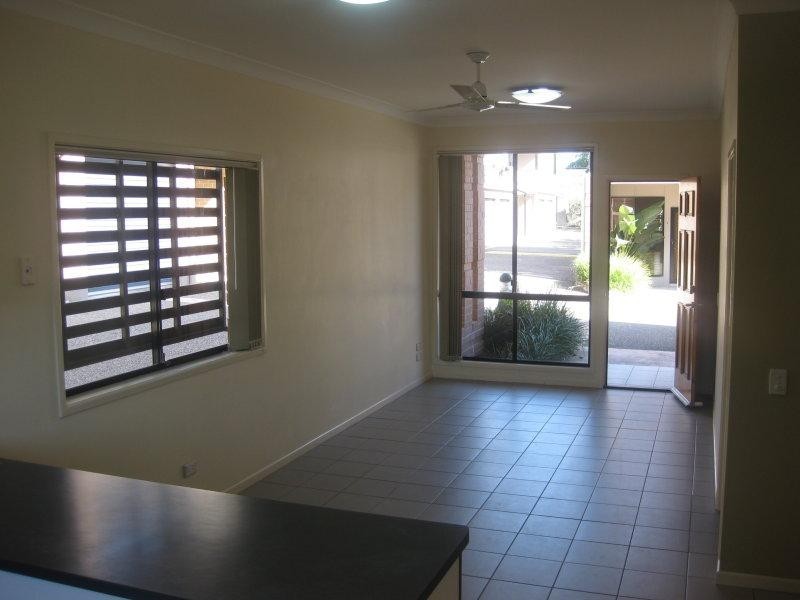 6/11 Cardross Street, Yeerongpilly QLD 4105