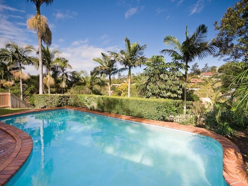 75 Carinya Street, Indooroopilly QLD 4068