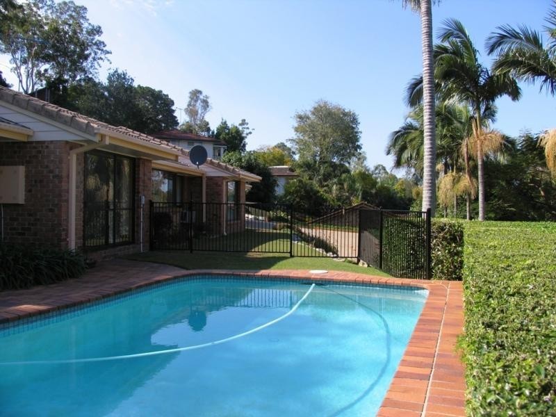 75 Carinya Street, Indooroopilly QLD 4068