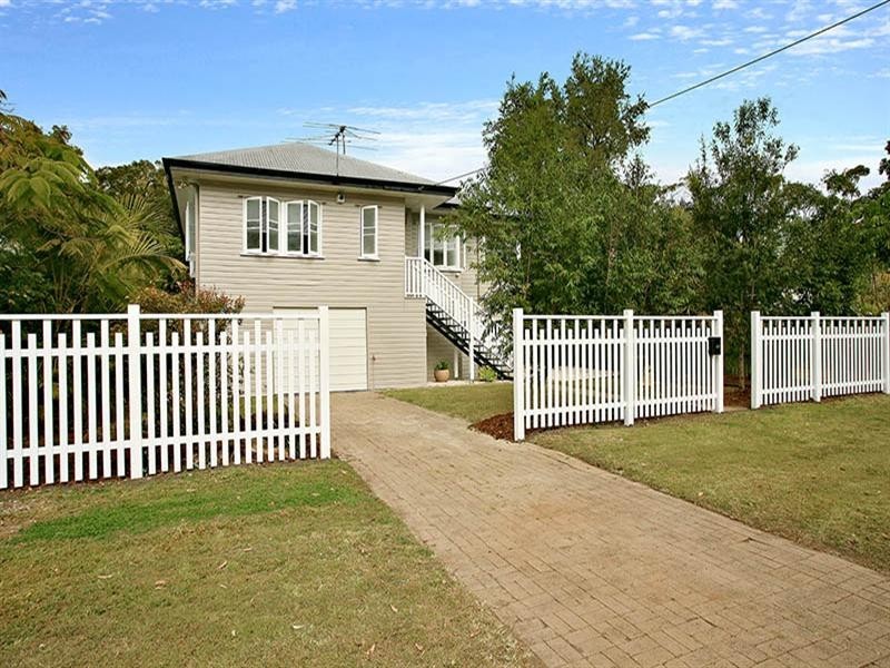 66 Price Street, Oxley QLD 4075