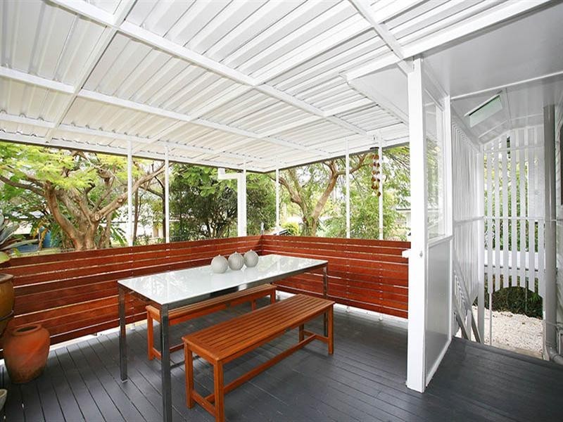 66 Price Street, Oxley QLD 4075