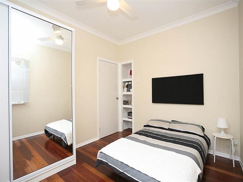 66 Price Street, Oxley QLD 4075