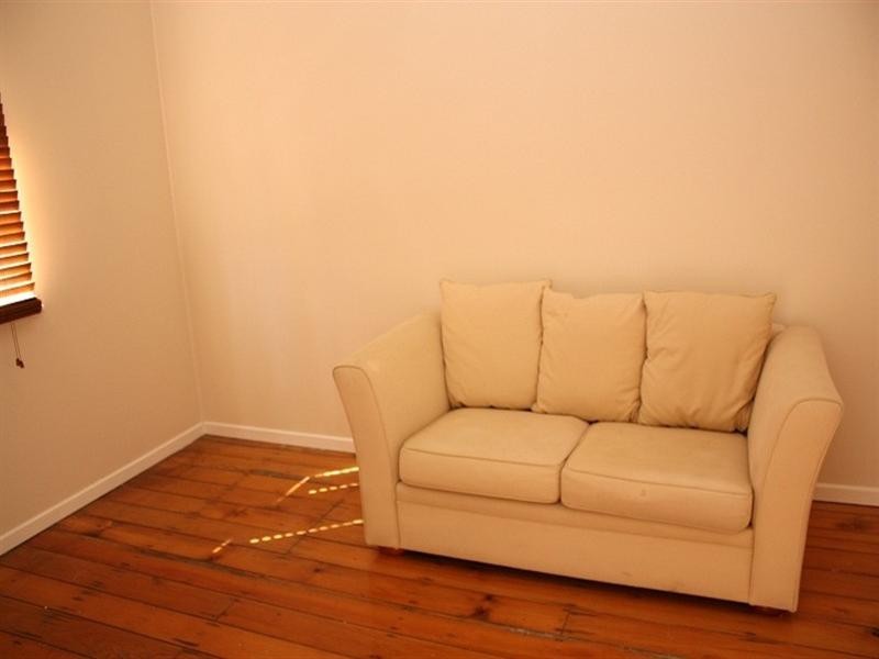 243 Sir Fred Schonell Drive, St Lucia QLD 4067