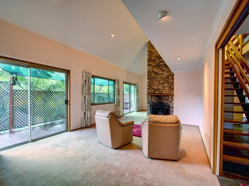 58 Cassandra Street, Chapel Hill QLD 4069