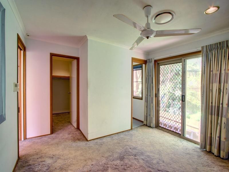 58 Cassandra Street, Chapel Hill QLD 4069