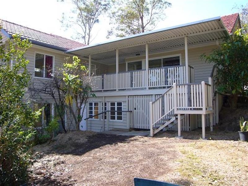 88 Orchard Terrace, St Lucia QLD 4067