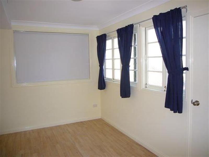 88 Orchard Terrace, St Lucia QLD 4067