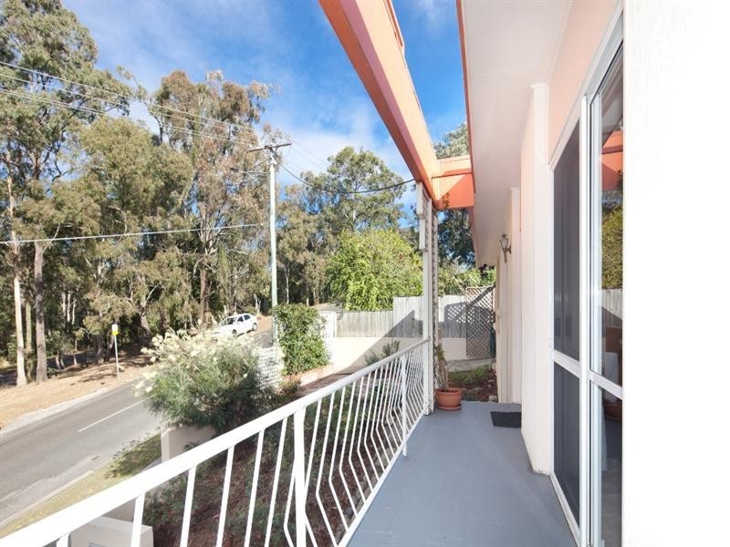 1/104 Carmody Road, St Lucia QLD 4067