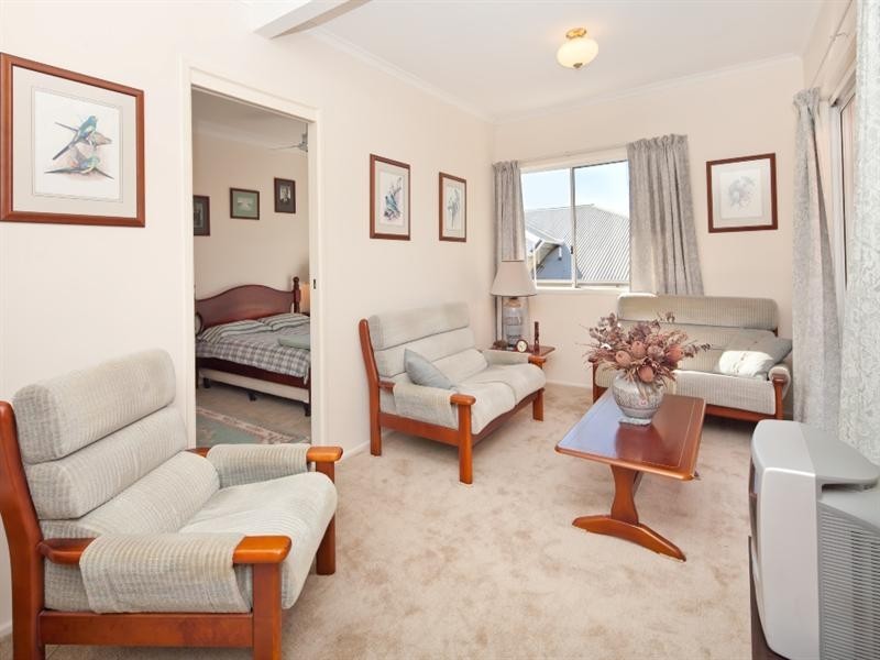 1/104 Carmody Road, St Lucia QLD 4067