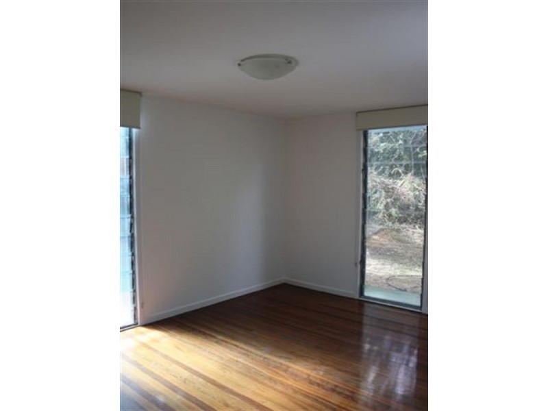 32 Victoria Street, Indooroopilly QLD 4068